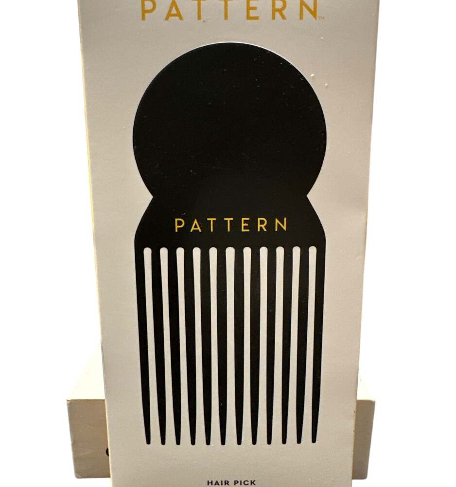 PATTERN Beauty Hair Pick